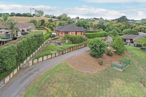 Photo of property in 13 Springvale Road, Waiuku, 2123