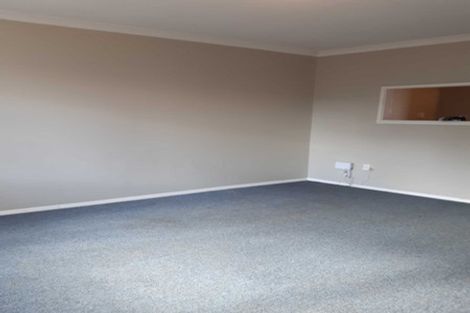 Photo of property in Peregrine Flats, 3/81 Ward Street, Wallaceville, Upper Hutt, 5018