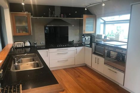 Photo of property in 2/11 Montrose Terrace, Mairangi Bay, Auckland, 0630