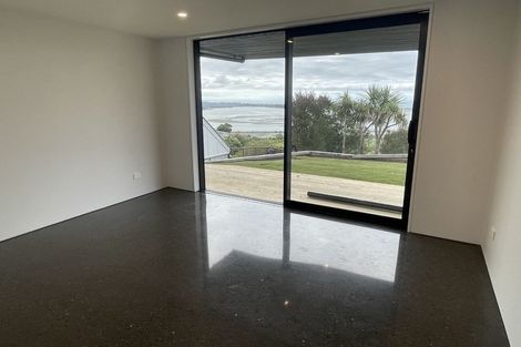 Photo of property in 19 Selleck Street, Mount Pleasant, Christchurch, 8081