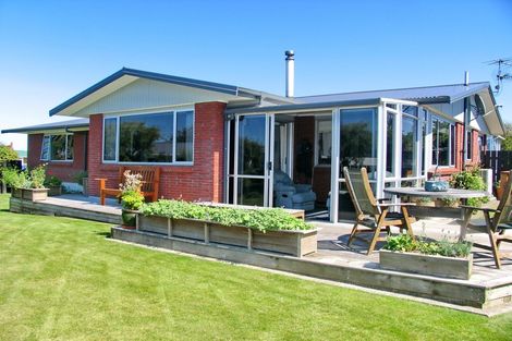 Photo of property in 6 Tybalt Street, Stratford, 4332