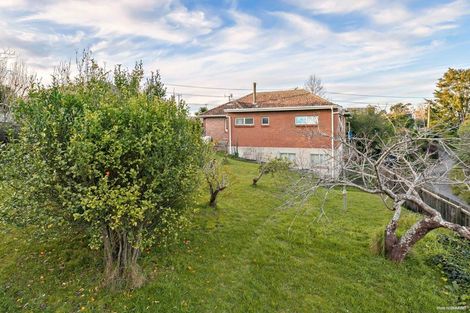 Photo of property in 5 Margan Avenue, New Lynn, Auckland, 0600