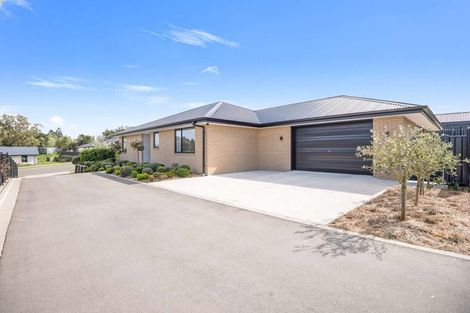 Photo of property in 16a Clydesdale Drive, Holmes Hill, Oamaru, 9401