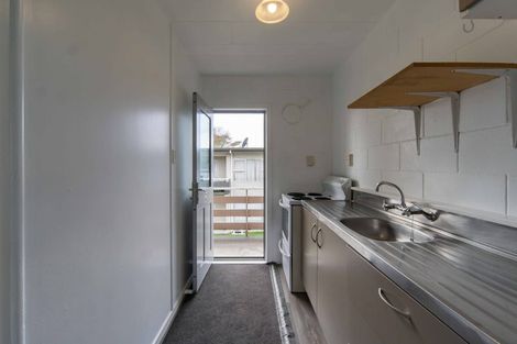 Photo of property in 2/16 Thames Street, Claudelands, Hamilton, 3214