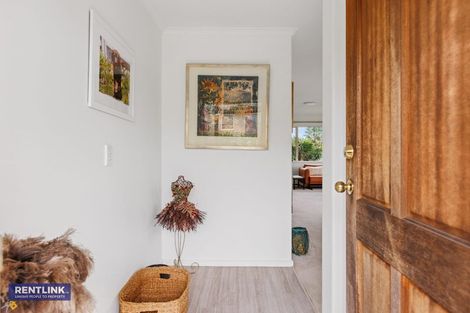 Photo of property in 18 Lysaght Place, Welcome Bay, Tauranga, 3112