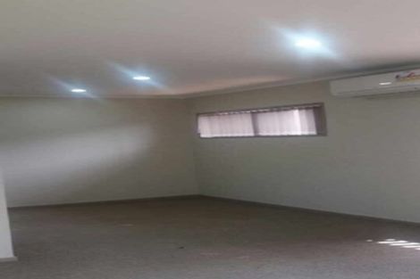 Photo of property in 2/27 Rata Street, New Lynn, Auckland, 0600