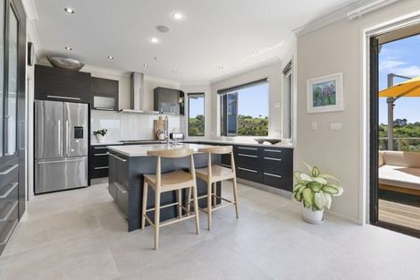 Photo of property in 64 Balboa Drive, Matakatia, Whangaparaoa, 0930
