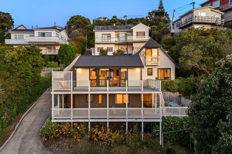 Photo of property in 147 Seatoun Heights Road, Miramar, Wellington, 6022