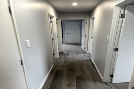 Photo of property in 1 Hellyers Street, Birkdale, Auckland, 0626