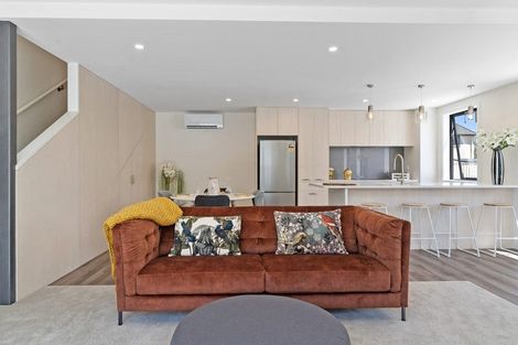 Photo of property in 2/2 Barry Avenue, Cromwell, 9310