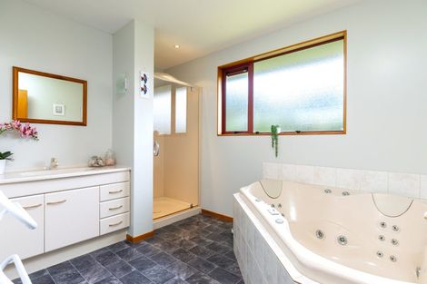 Photo of property in 14 Moana View Road, Waikawa, Picton, 7220