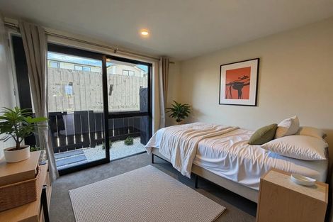 Photo of property in 4/139 Tirimoana Road, Te Atatu South, Auckland, 0602