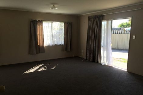 Photo of property in 25a Lyn Grove, Papamoa Beach, Papamoa, 3118