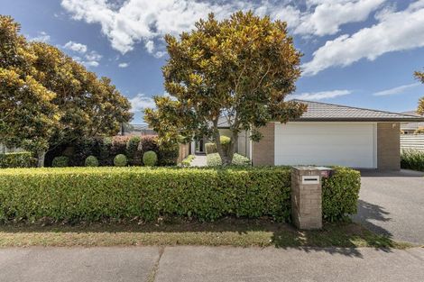 Photo of property in 58 Kayelene Place, Omokoroa, 3114