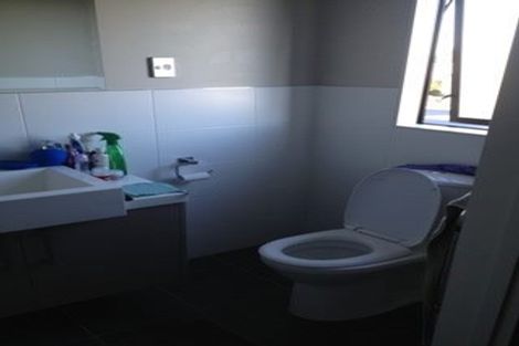 Photo of property in 11 Riverglade Parkway, Te Atatu South, Auckland, 0610
