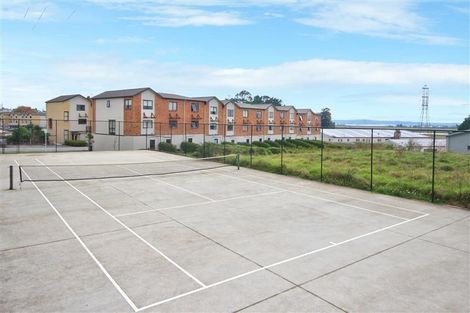 Photo of property in St Claire Village, 190/172 Mcleod Road, Te Atatu South, Auckland, 0610