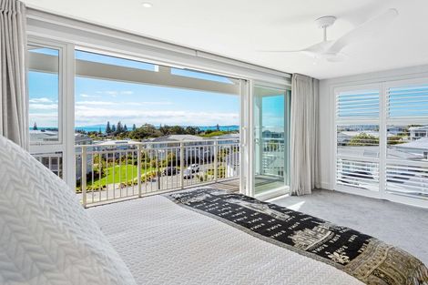 Photo of property in 65 Landmark Terrace, Orewa, 0931
