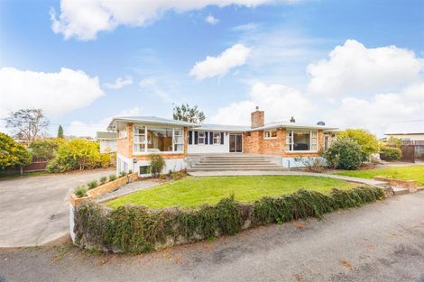 Photo of property in 197 Bridge Street, Bulls, 4818