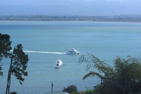 Photo of property in 71b Rosecamp Road, Beach Haven, Auckland, 0626