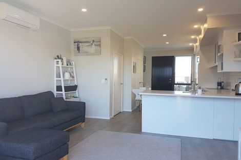 Photo of property in 21 Kanuka Road, Hobsonville, Auckland, 0616