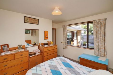 Photo of property in 58 Sawyers Arms Road, Northcote, Christchurch, 8052
