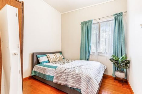 Photo of property in 27 Withers Road, Glen Eden, Auckland, 0602