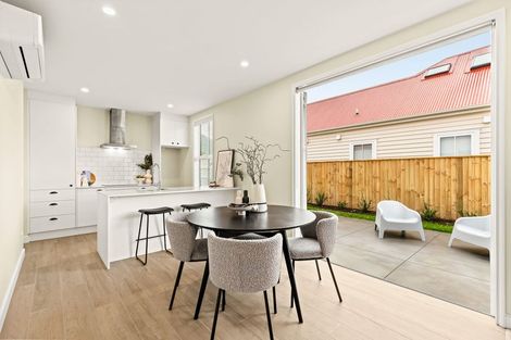 Photo of property in 7a Waitikiri Drive, Parklands, Christchurch, 8083