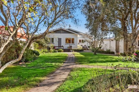 Photo of property in 30 Collingwood Street, Waterloo, Lower Hutt, 5011