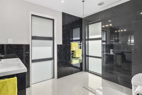 Photo of property in 33 Glenpark Crescent, Bethlehem, Tauranga, 3110