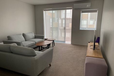 Photo of property in 6 Folkes Lane, New Lynn, Auckland, 0600