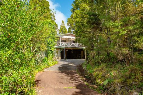 Photo of property in 14 Te Aute Ridge Road, Waitakere, Henderson, 0781