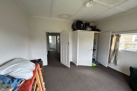 Photo of property in 5 Strange Street, Waitara, 4320