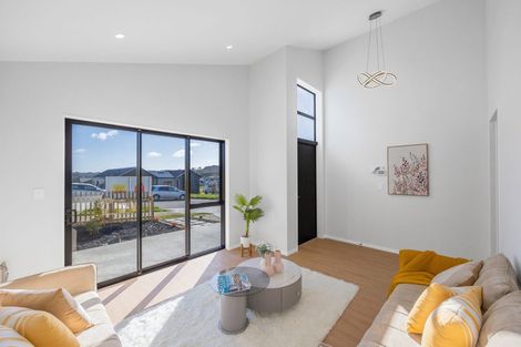 Photo of property in 30 Paihere Street, Huapai, 0810