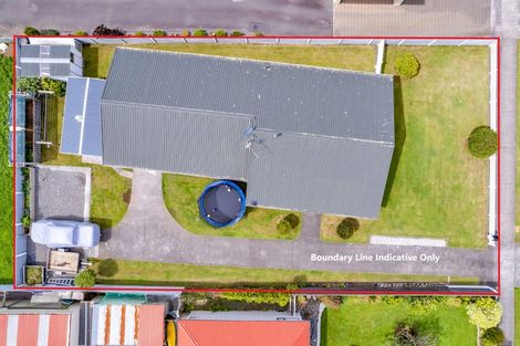 Photo of property in 180 Waihi Road, Hawera, 4610