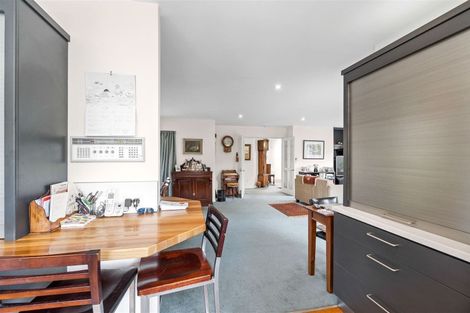 Photo of property in 15 Wai-iti Terrace, Burnside, Christchurch, 8053