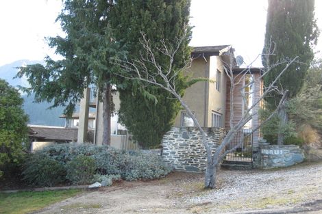 Photo of property in The Woods, 7/12 Dublin Street, Queenstown, 9300