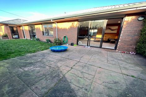 Photo of property in 98 Springs Road, Hornby, Christchurch, 8042