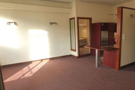 Photo of property in Pirie Street Townhouses, 28/35u Pirie Street, Mount Victoria, Wellington, 6011