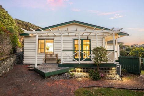 Photo of property in 17 Leeward Drive, Whitby, Porirua, 5024