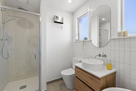 Photo of property in 21 Woodstock Place, Russley, Christchurch, 8042