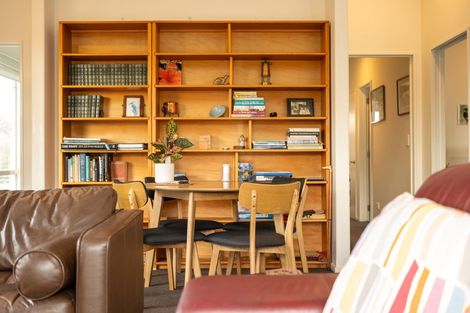 Photo of property in 29 Moncks Spur Road, Redcliffs, Christchurch, 8081