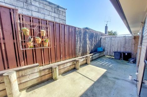 Photo of property in 50u2 Lorne Street, Melville, Hamilton, 3206