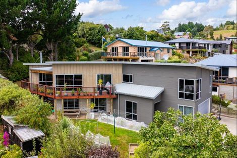 Photo of property in 4 Taimana Lane, Diamond Harbour,  8971