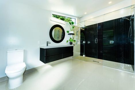 Photo of property in 16 Woodbank Street, Somerfield, Christchurch, 8024