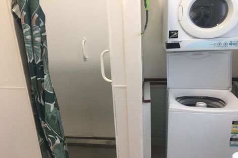 Photo of property in 46 Heriot Row, Dunedin Central, Dunedin, 9016