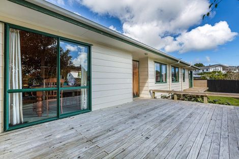 Photo of property in 44 Taihiki Road, Clarks Beach, 2122
