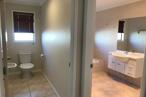 Photo of property in 28 Alva Glen Place, Pyes Pa, Tauranga, 3112