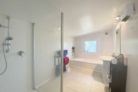 Photo of property in 29 Mayfair Street, Riccarton, Christchurch, 8011