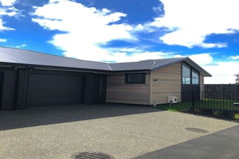 Photo of property in 38u2 Hinton Avenue, Forest Lake, Hamilton, 3200