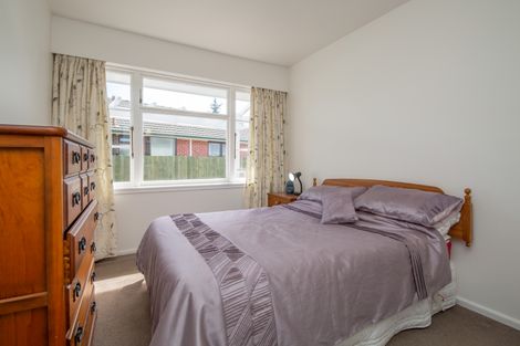 Photo of property in 12 Cranbrook Avenue, Burnside, Christchurch, 8053